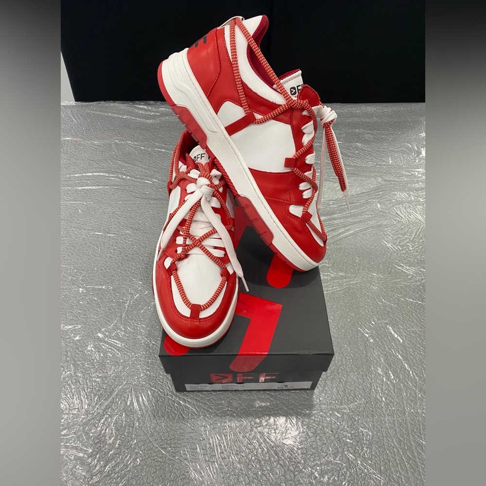 OFF PLAY SORRENTO WHITE AND RED SIZE 42.5 NEW MODEL# LH53-02